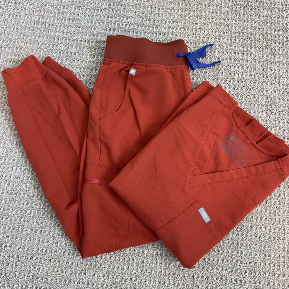 Figs Technical Collection Scrub Set Zamora Jogger Catarina Top Sz S Autumn - Picture 2 of 12